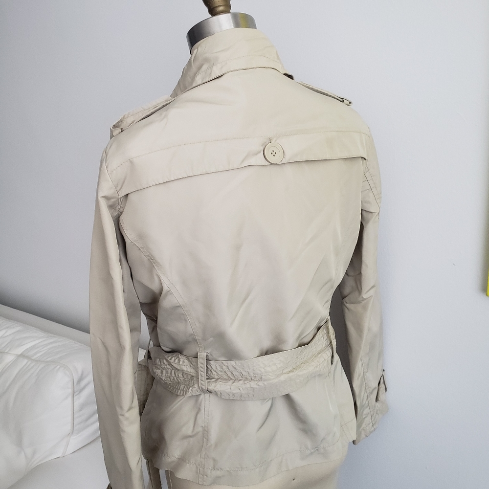 Zara short trench coat. Button up w/ belt. Large - Picture 2 of 12